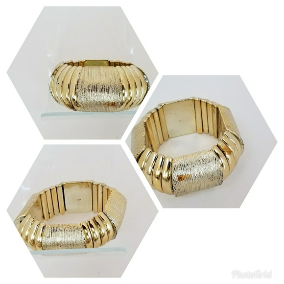 Gold Bangles - Picture 1 of 6